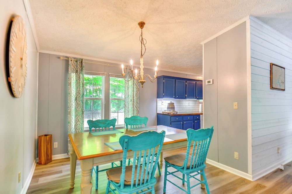 Private Dock: Pet-friendly Home on Lake Sinclair