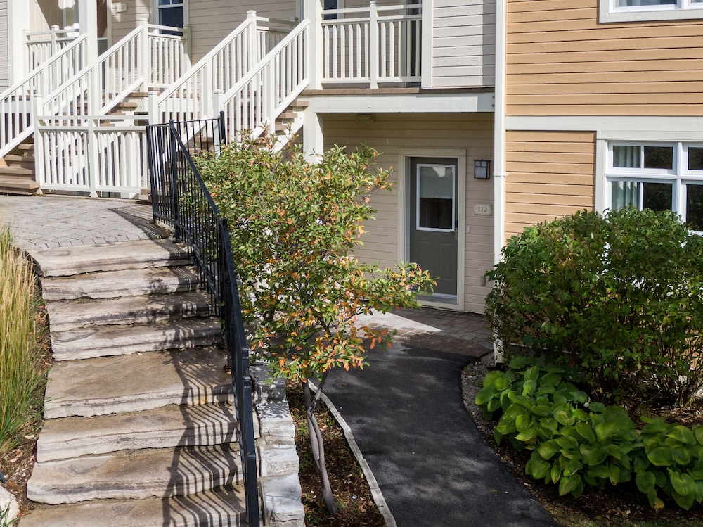 Rivergrass Condos
