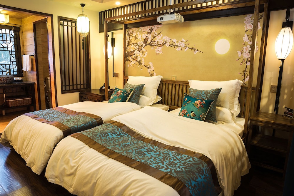 FTYS Hostel