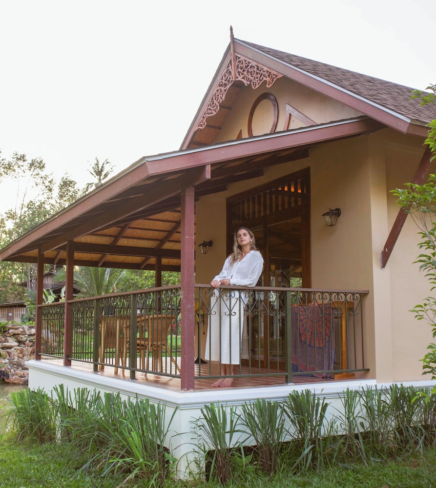 Lost Horizon Resort - Khao Sok