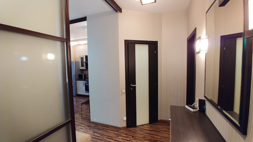 Tennis Court & Deck: Pet-friendly Charles City Gem