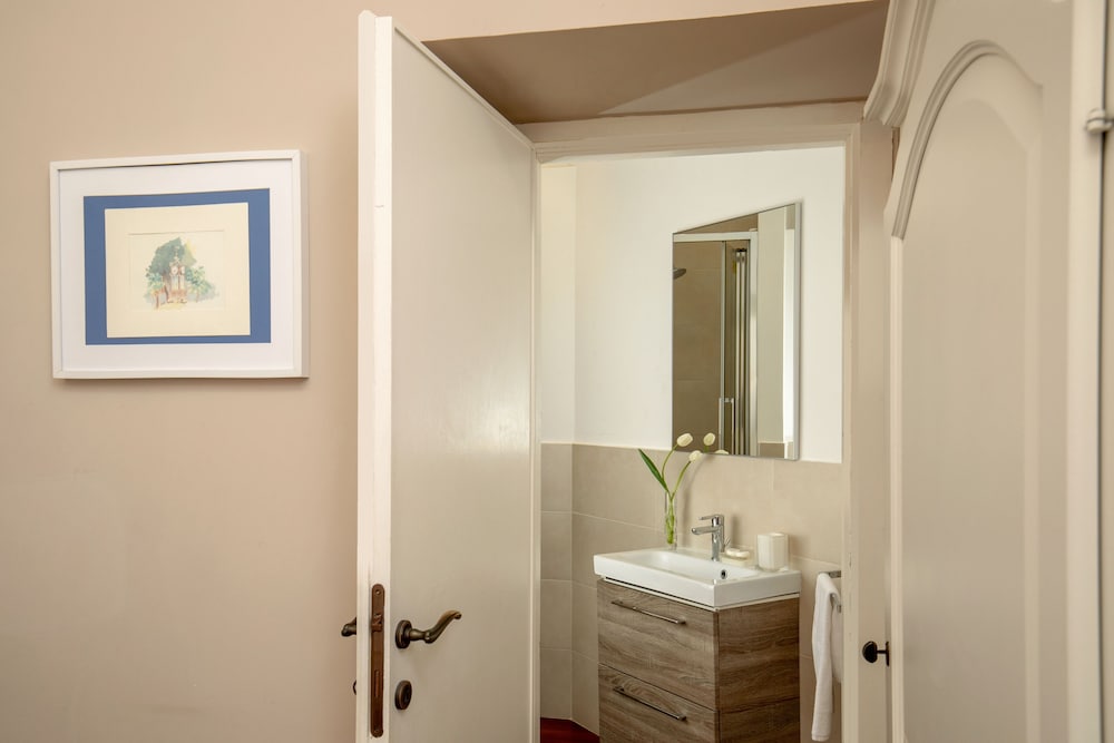 Avignonesi Suites - Domus Collection