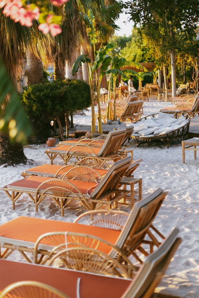Panjur Otel Söğüt Köyü - Image 23