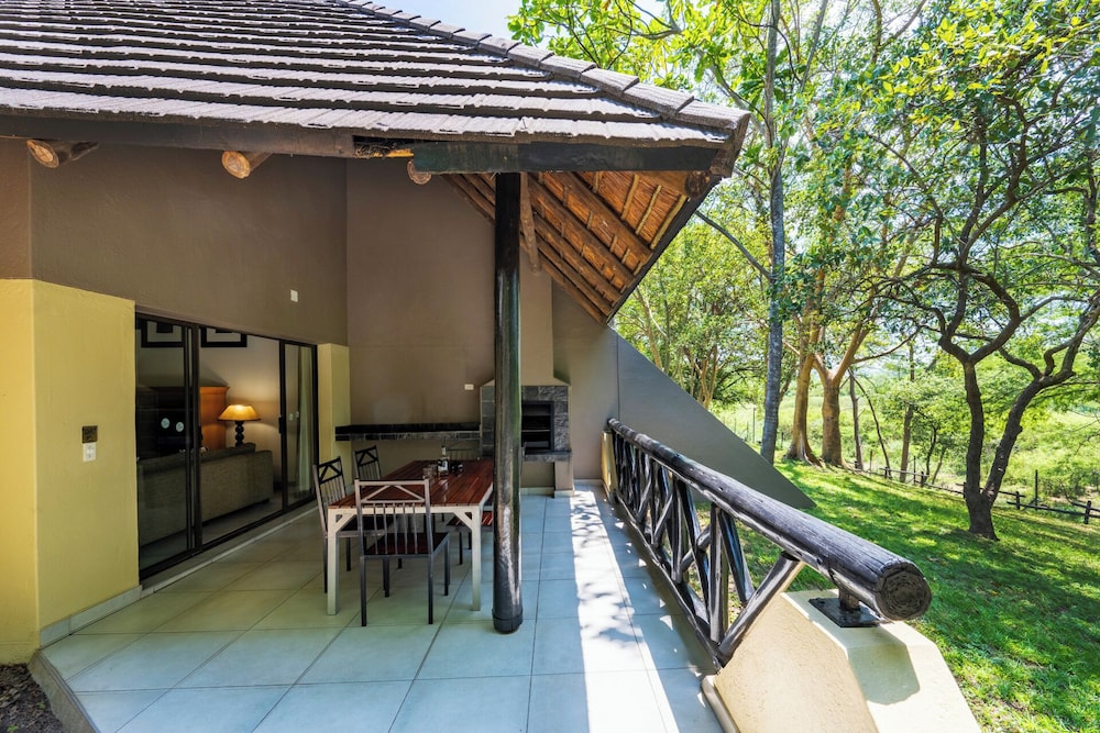 First Group Sanbonani Resort