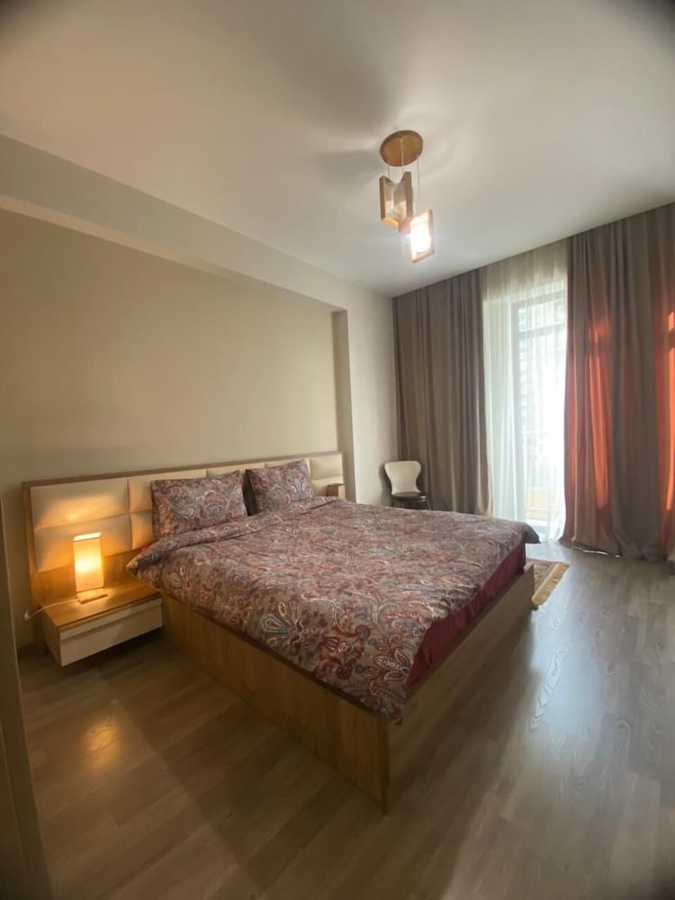 Cozy Apartment at M2 view 4