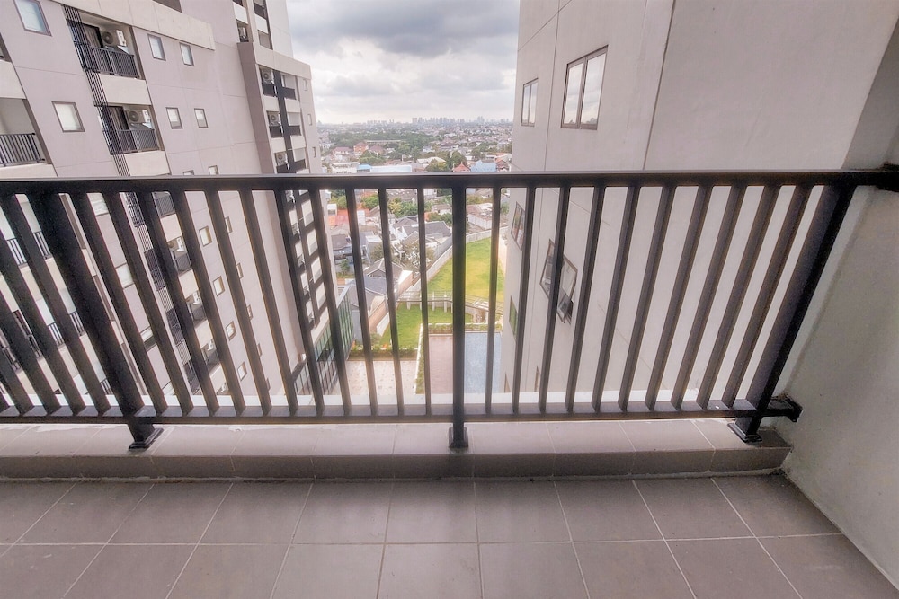 Cozy And Simply 1Br Apartment Anwa Residence