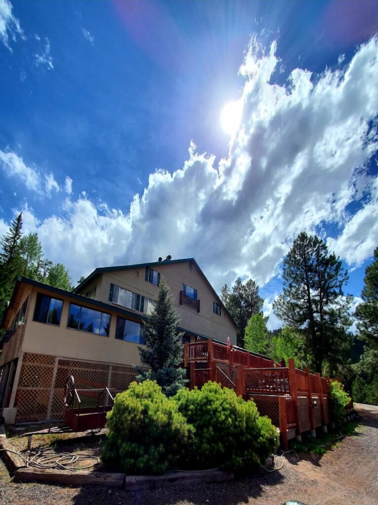 Edelweiss Resort and Restaurant view 5