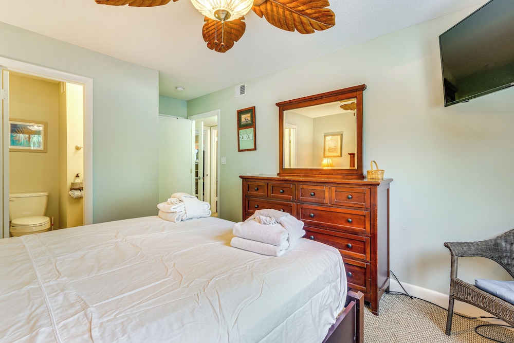 Private Beach Access: Hilton Head Island Condo!