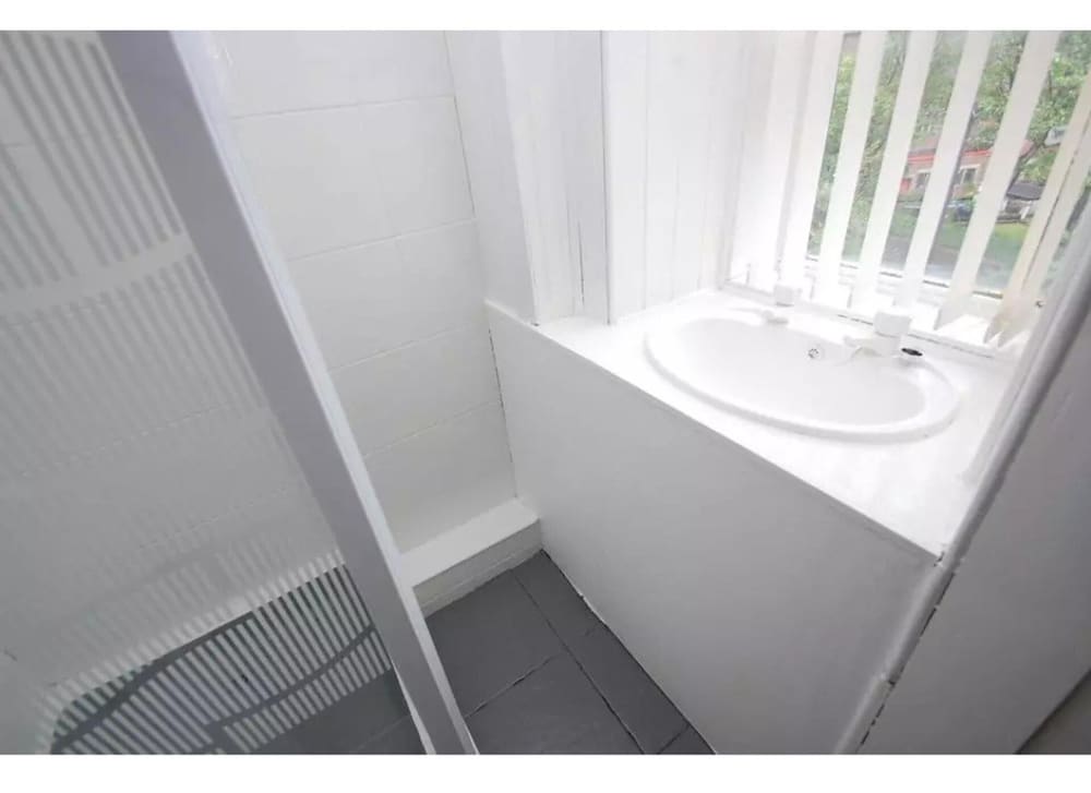 Flat in Glasgow,close to all Local Amenities,