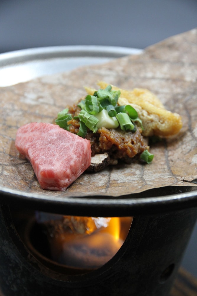 Yu-ka Sanzoan