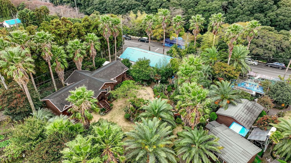 Valley Log Pension