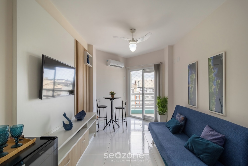 Charming Stay Steps From the Sea Ftm0401