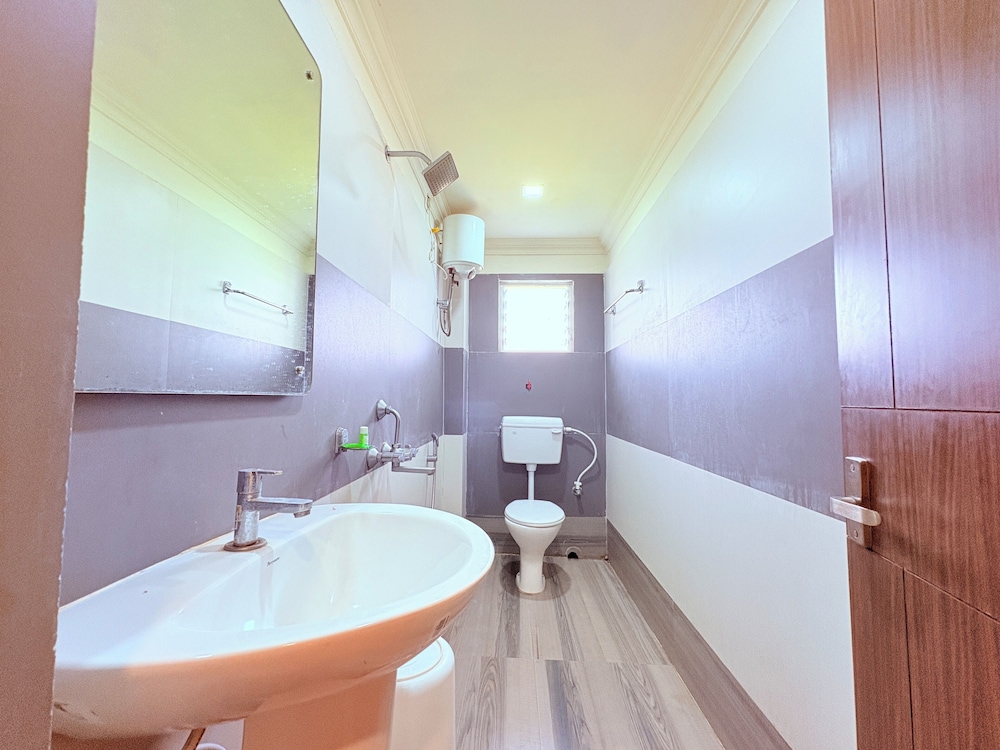 Hotel Jairam Way Bay