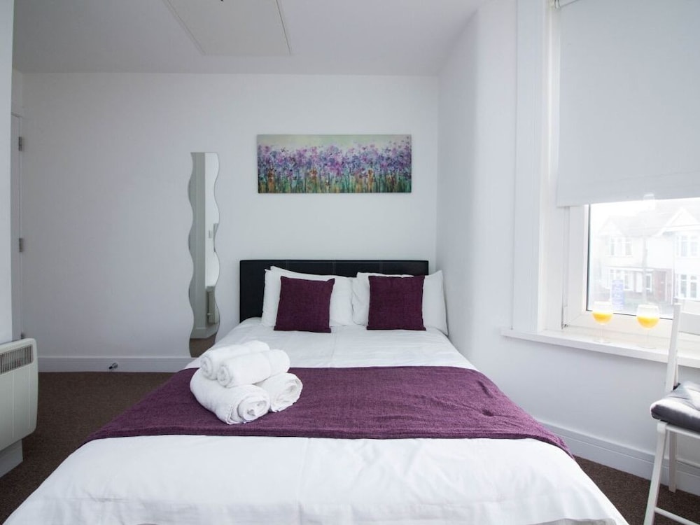 Beddoe Apartments