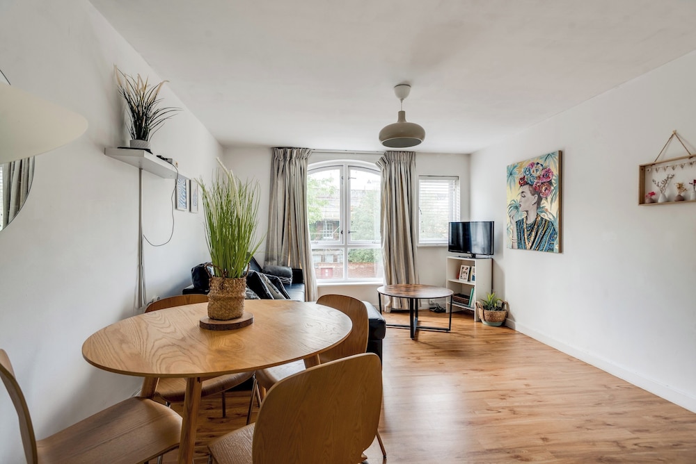 Central Oxford Oasis - Close to Colleges Shops