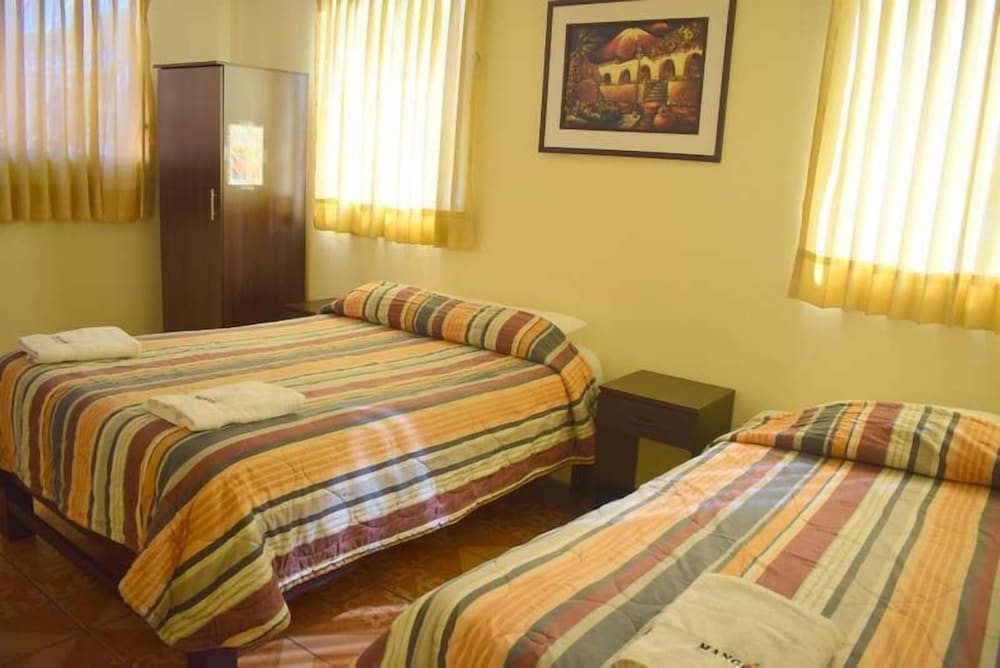 Mango Hostel Bed & Breakfast