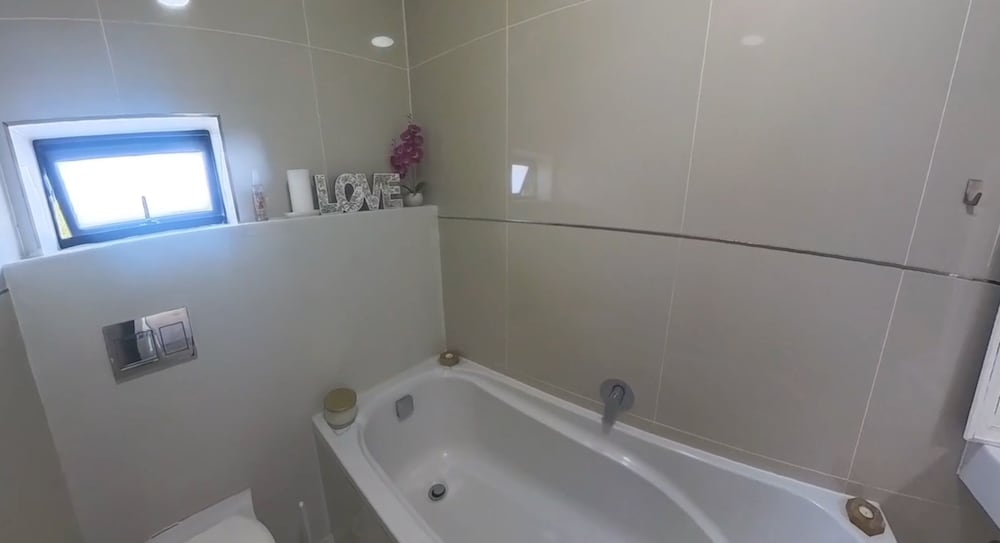 Immaculate 2-bed Apartment in Cape Town