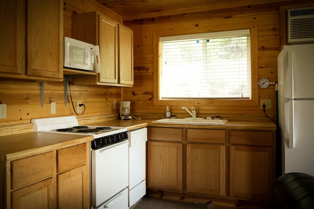 Cole Cabins