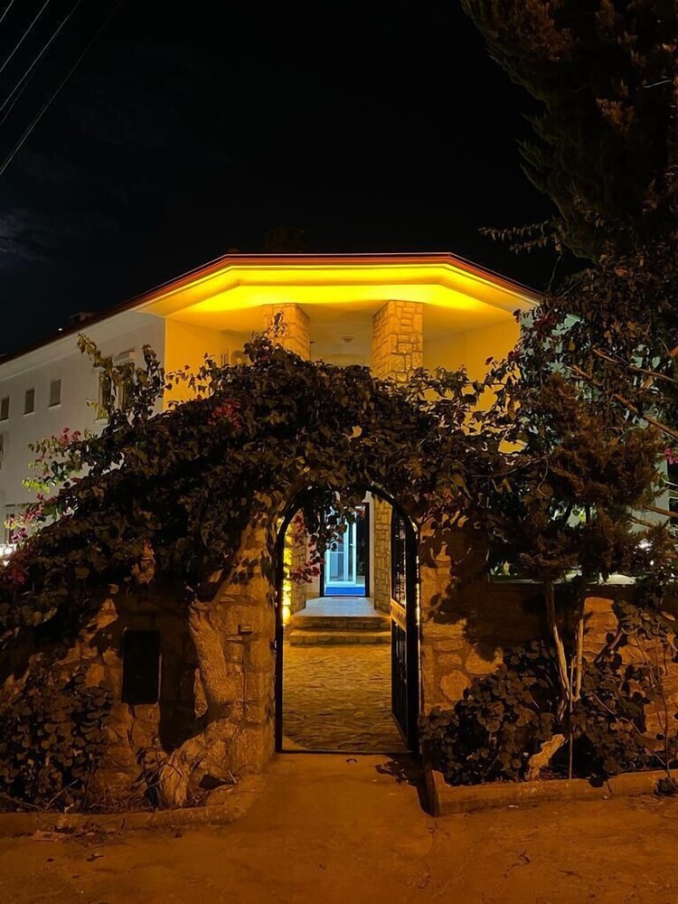 Photo 15