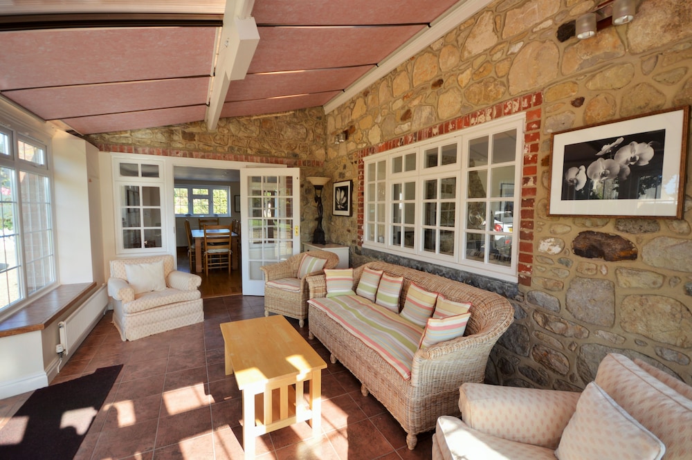Rookley Farm Lodge view 3