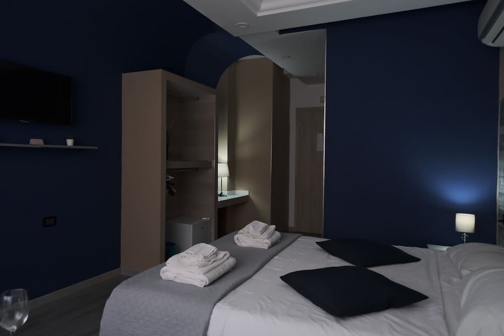 Royalty room spa