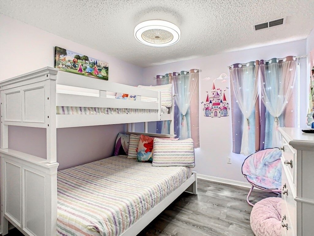Terra Verde Resort: Townhome W/ Hottub Near Disney 3 Bedroom Townhouse