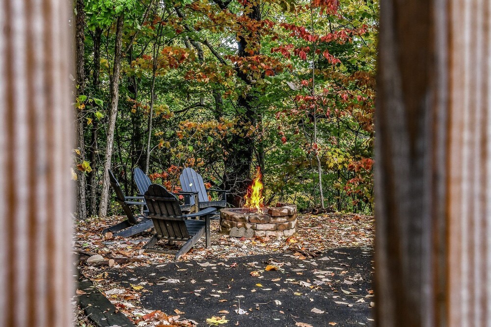 Smoky Mountain Bliss 2 Bedroom Cabin