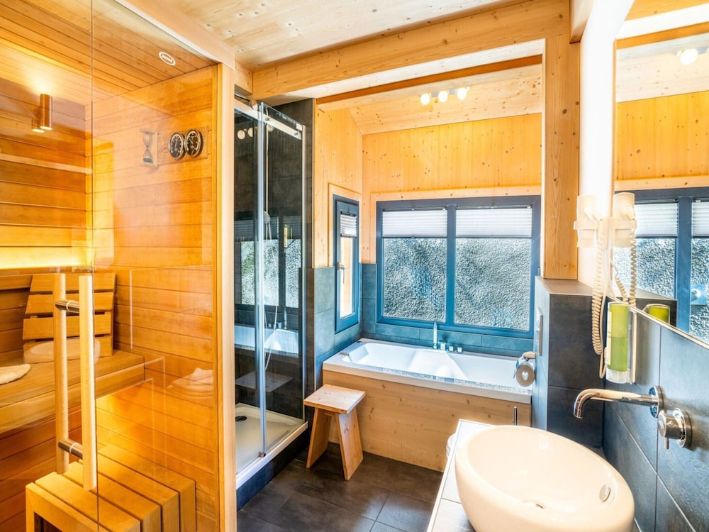 Superior Chalet With Sauna view 3
