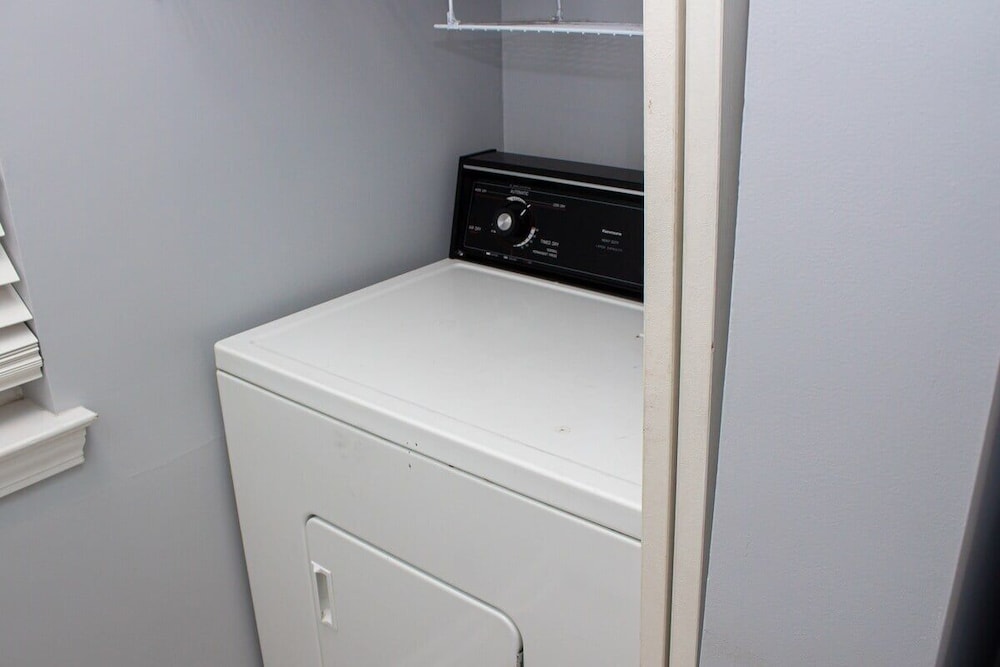 Waterway Village 18g 2 Bedroom Condo