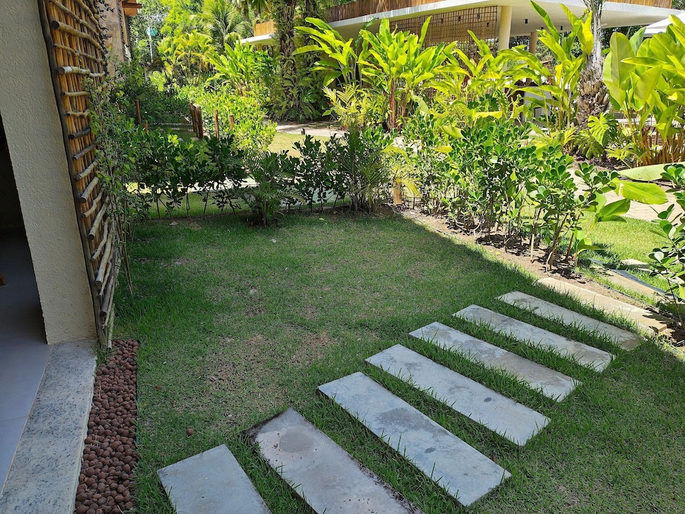 House in Condo w/ Pool 850m From the Beach Cte0007