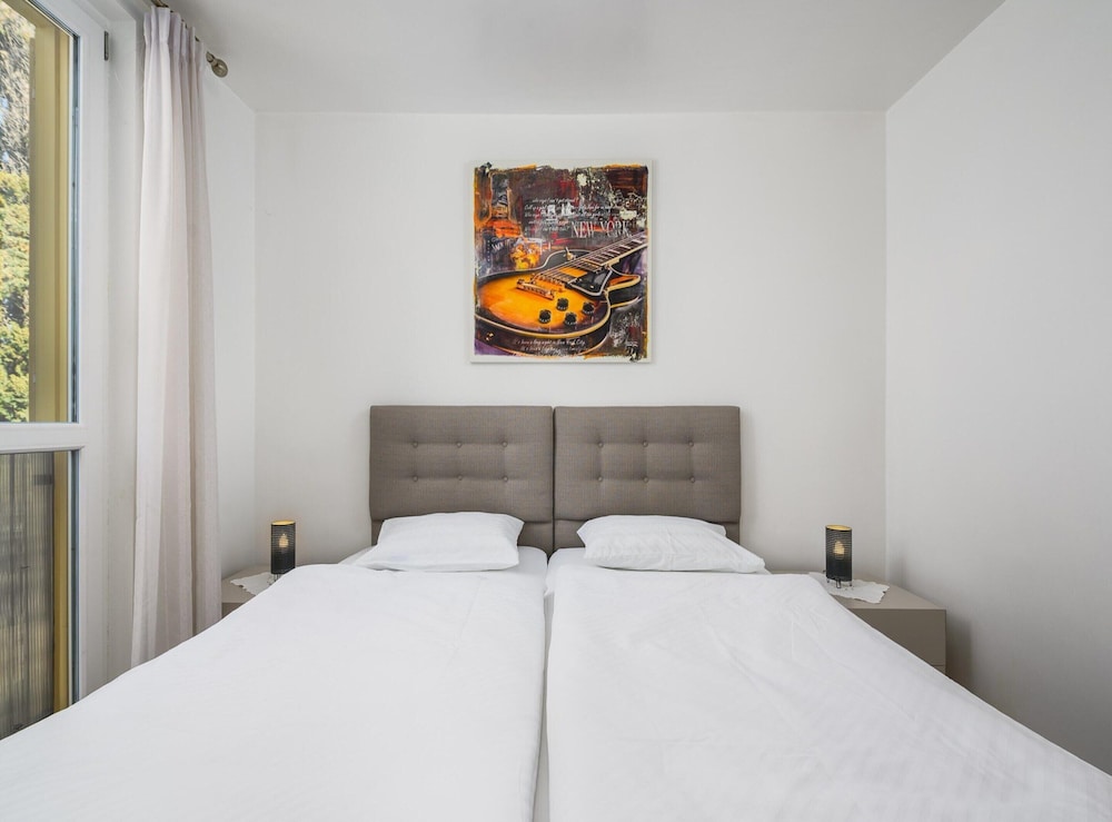 Premium Apartment With Patio