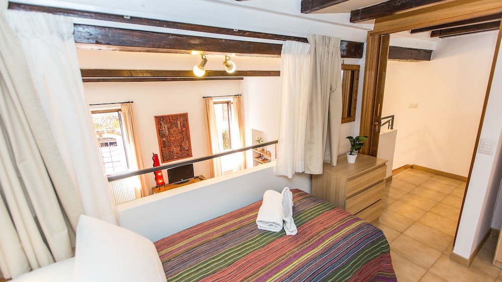 Rental in Rome Bovari
