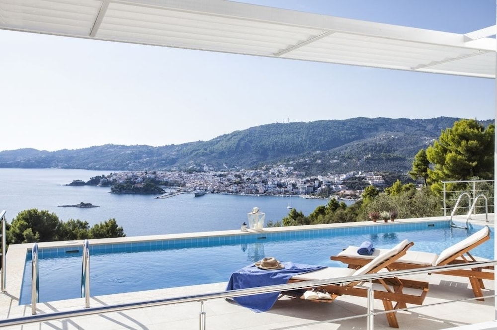 Magdani Villas