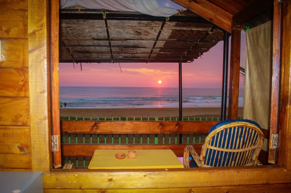 Sami Beach Huts view 3