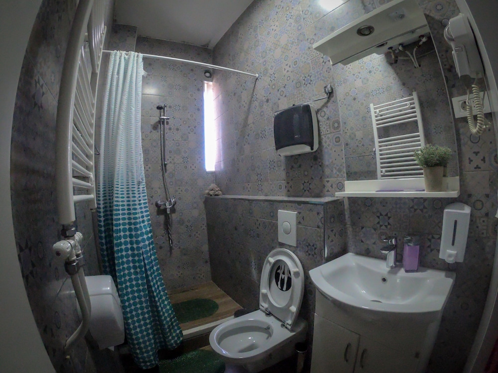 Photo 52