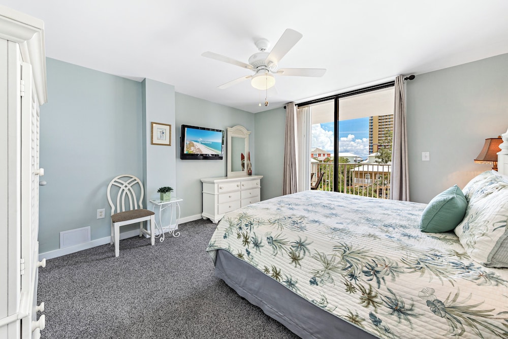 Compass Point Condos