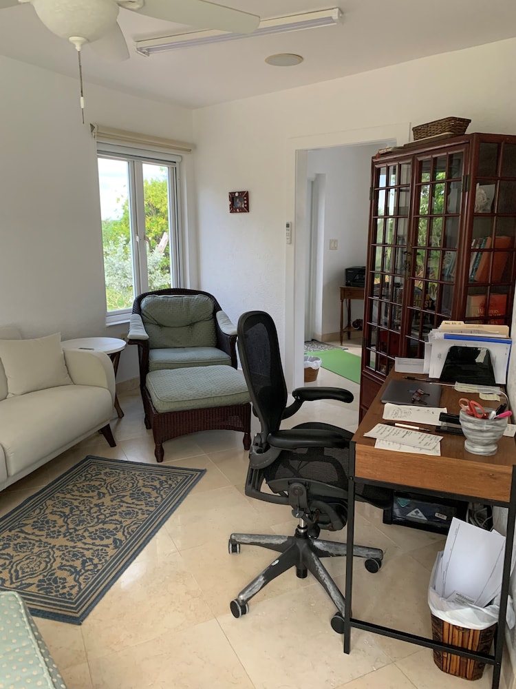 Oasis House 3 Bedroom Home - Property Image 4