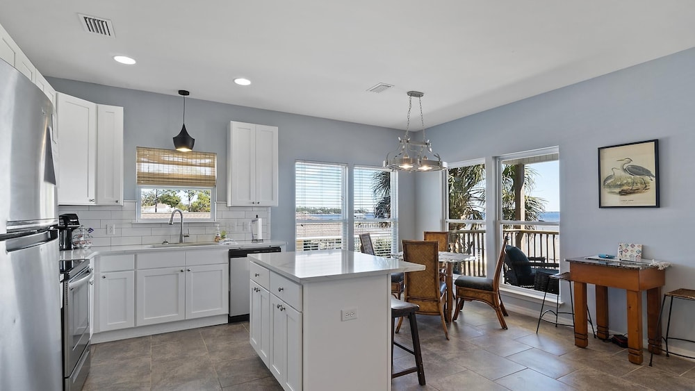 Flip Flop Bay House by Southern Vacation Rentals