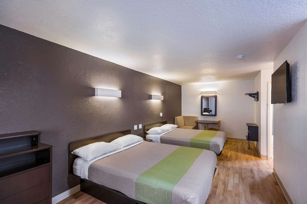Studio 6 Irving, TX - Irving DFW Airport East