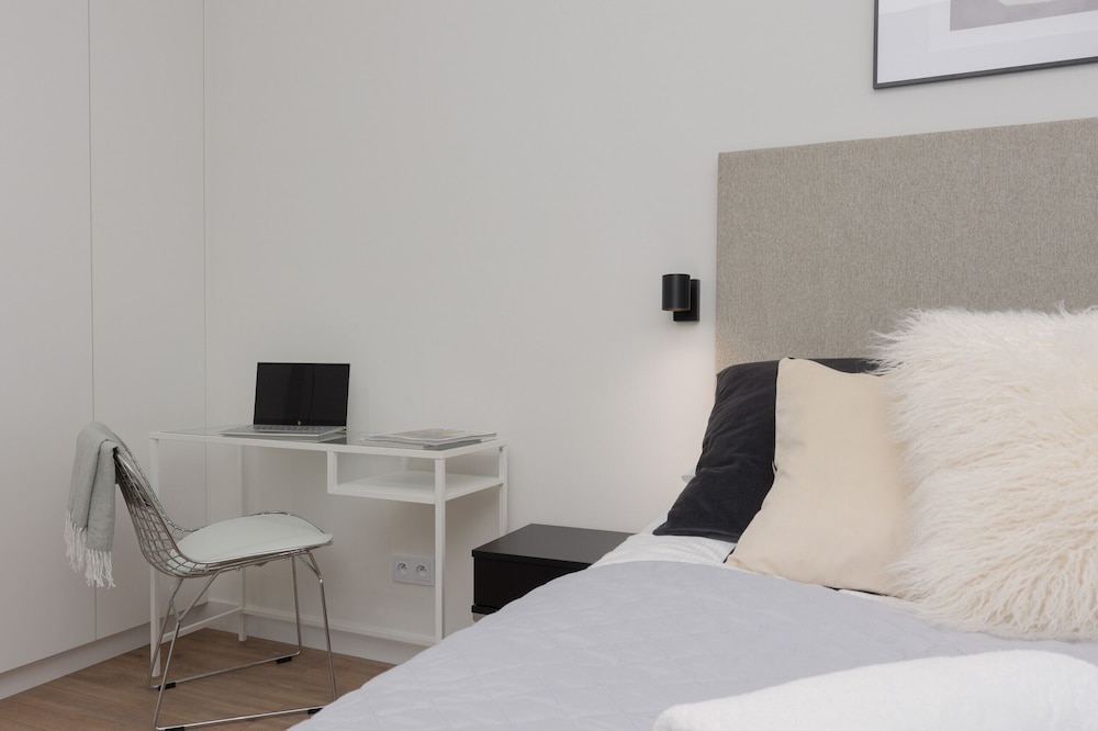 Domaniewska Gym & Sauna by Renters view 2