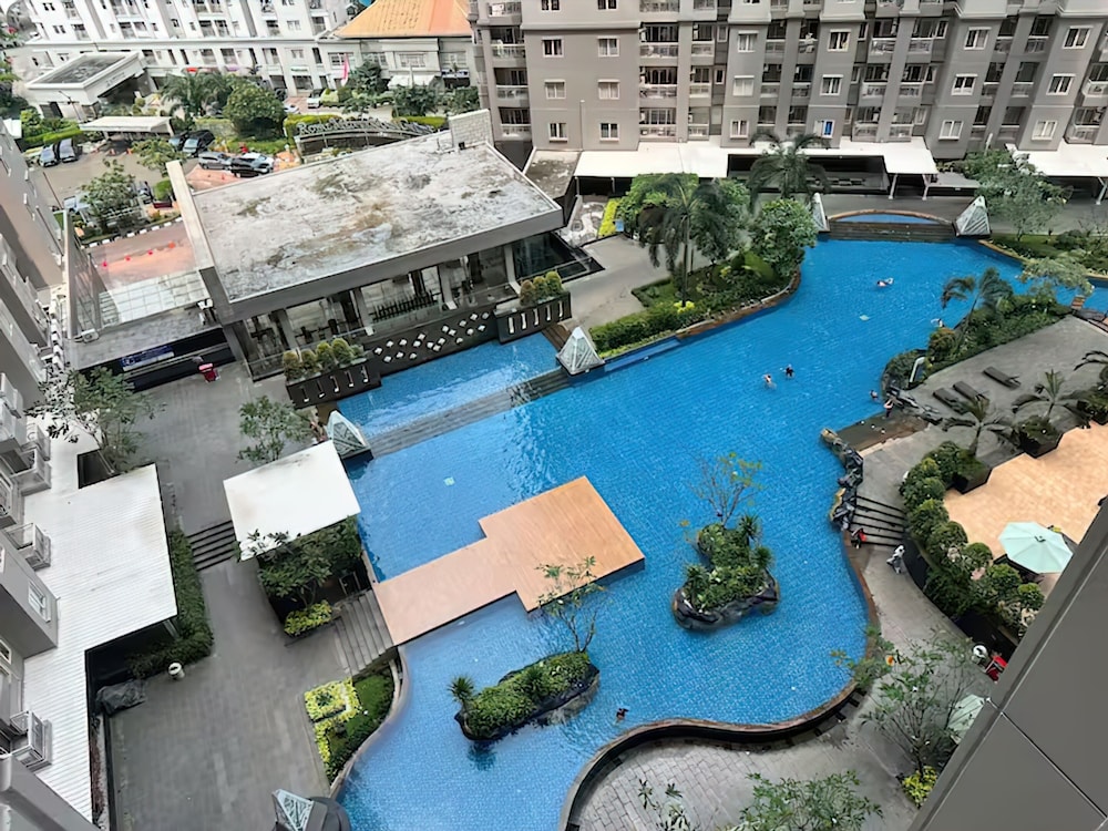 Platinum Royal Mediterania West Jakarta
