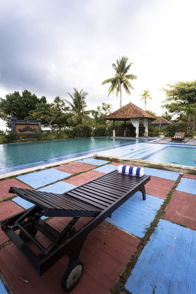 lorin beach resort belitung