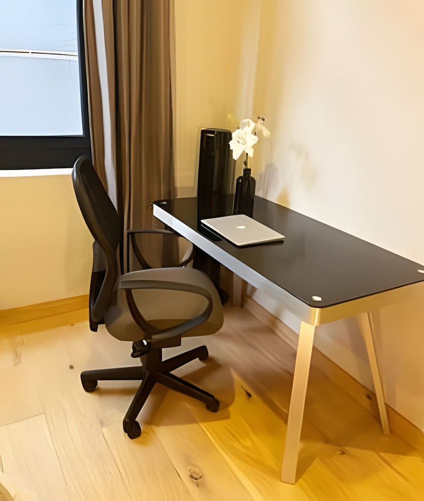 Modern Suite 4 - Heart of Roma Norte