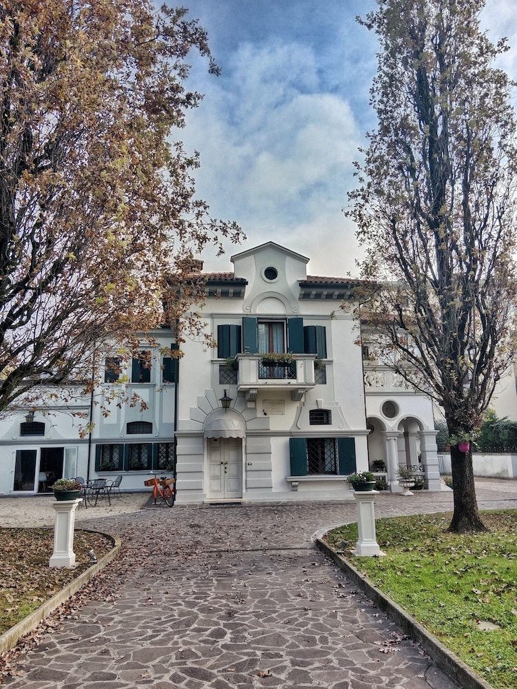 Hotel Relais Toti B&B - Image 1