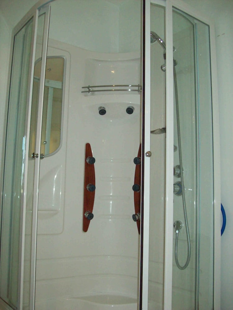 Photo 32