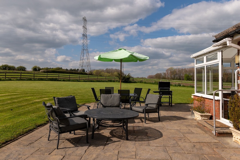 Tixall Manor Farm