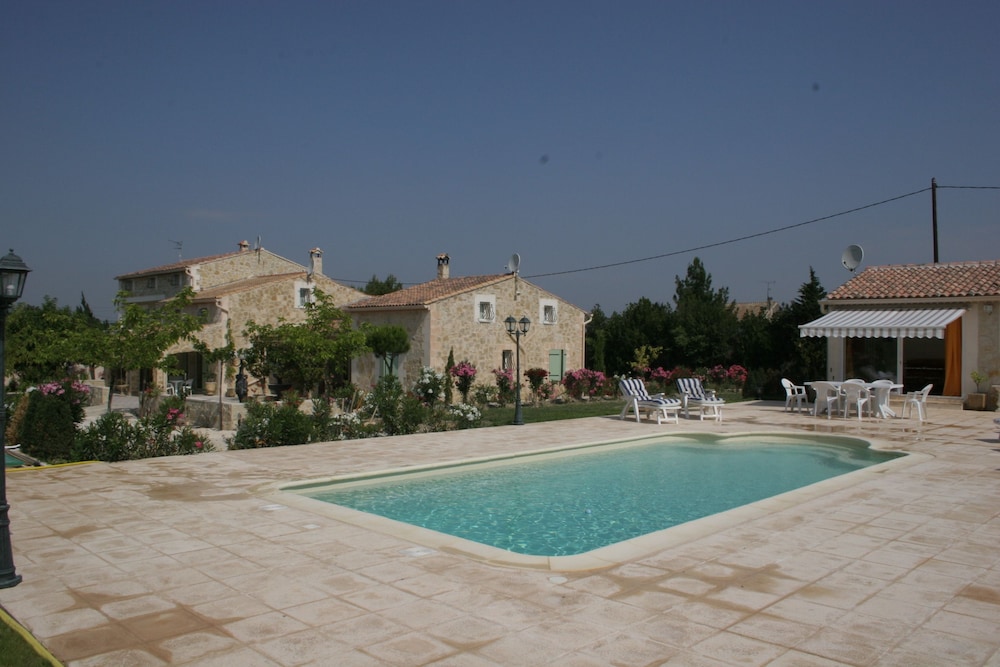 Locations des Alpilles
