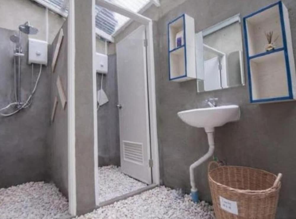 New S7 VIP - Hostel
