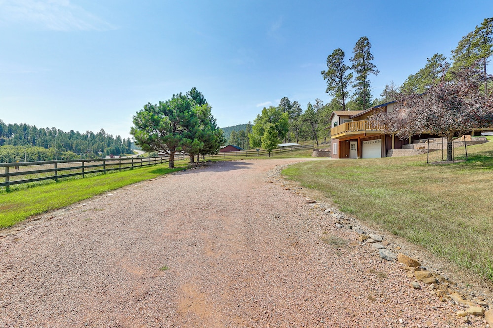 'hayward Valley House' Black Hills Family Retreat