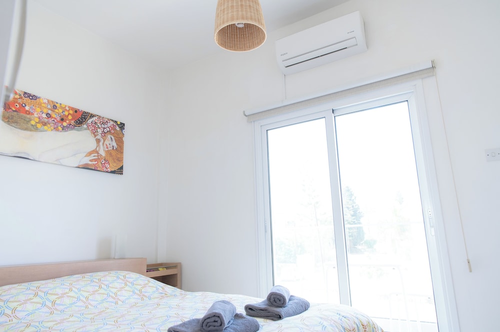 Themis Apartments